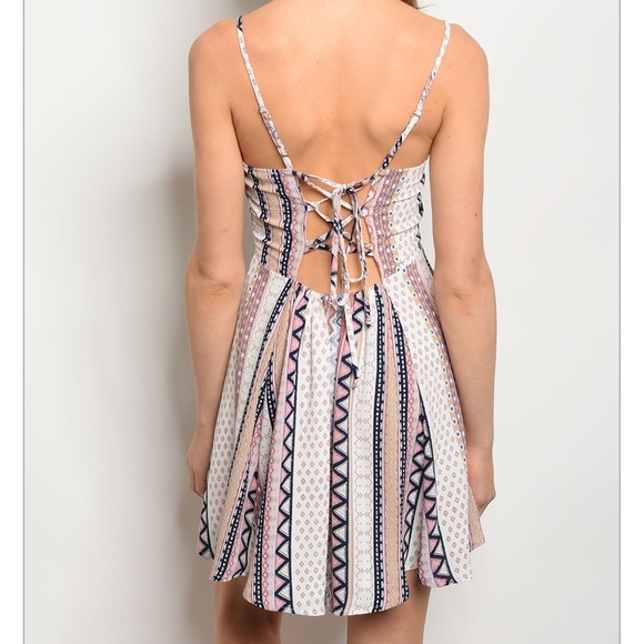 LAST Printed Fit & Flare Tie-Back Dress 06003 - Picture 2 of 4